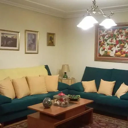 Privada En Piso Familiar Homestay *