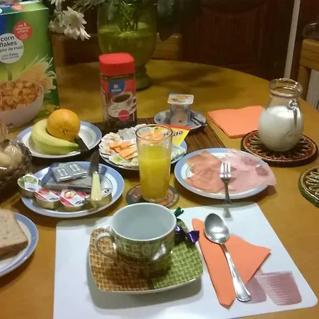 Privada En Piso Familiar Homestay